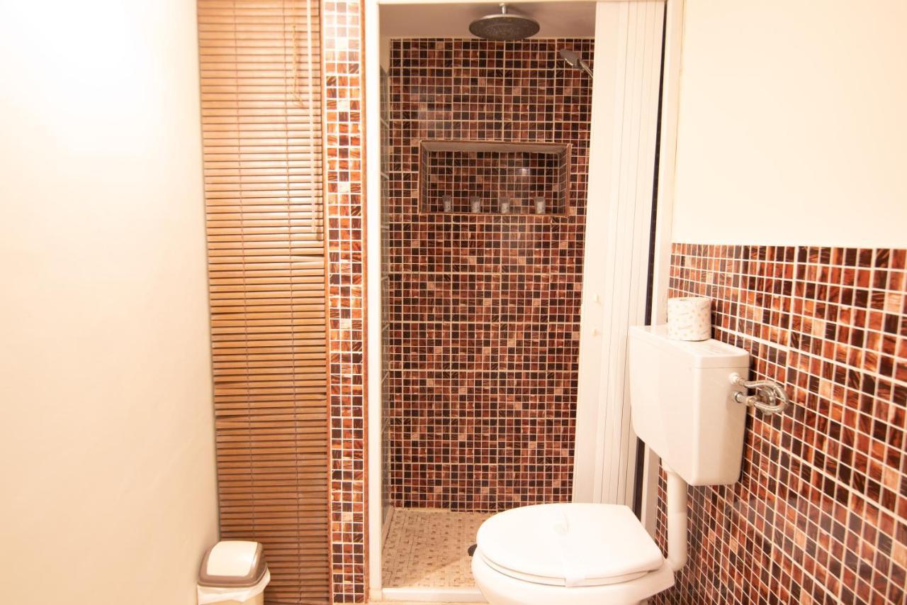 Centro Storico Garibaldi Guest House Наполи Екстериор снимка